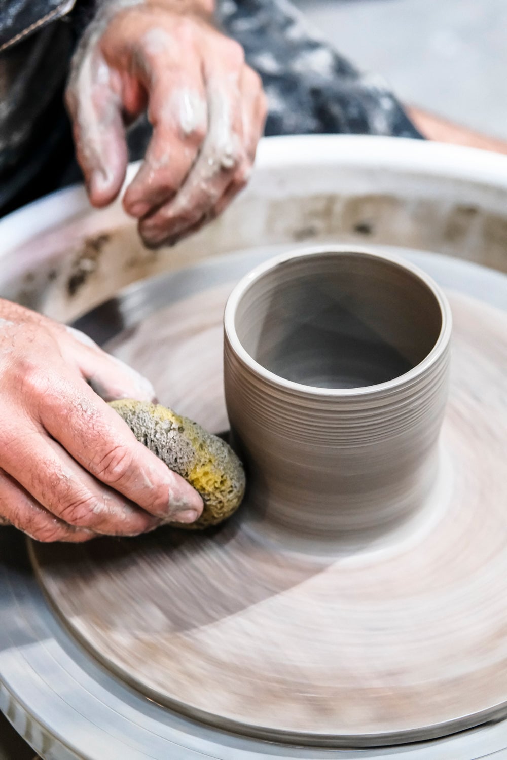 Pottery on the wheel (beginners), Dubai