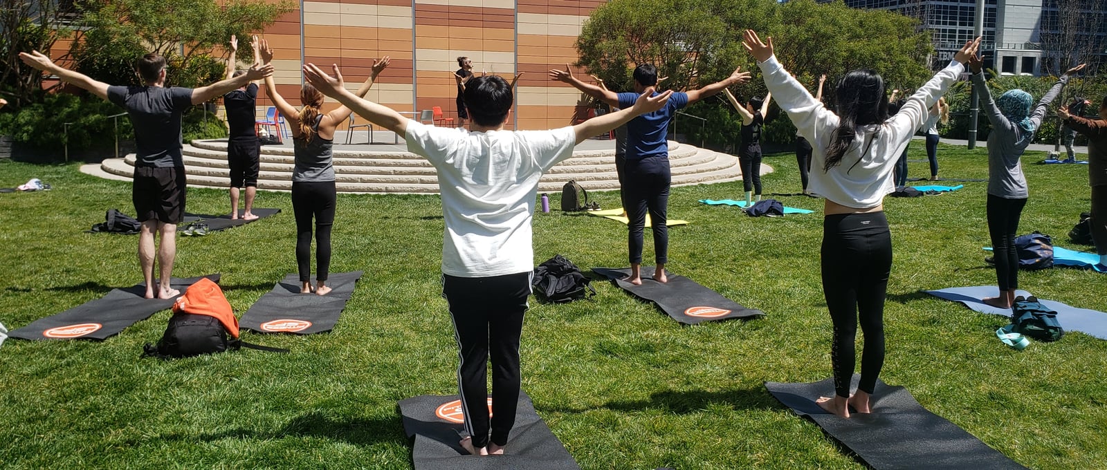 Free lunchtime yoga at Salesforce Park, San Francisco