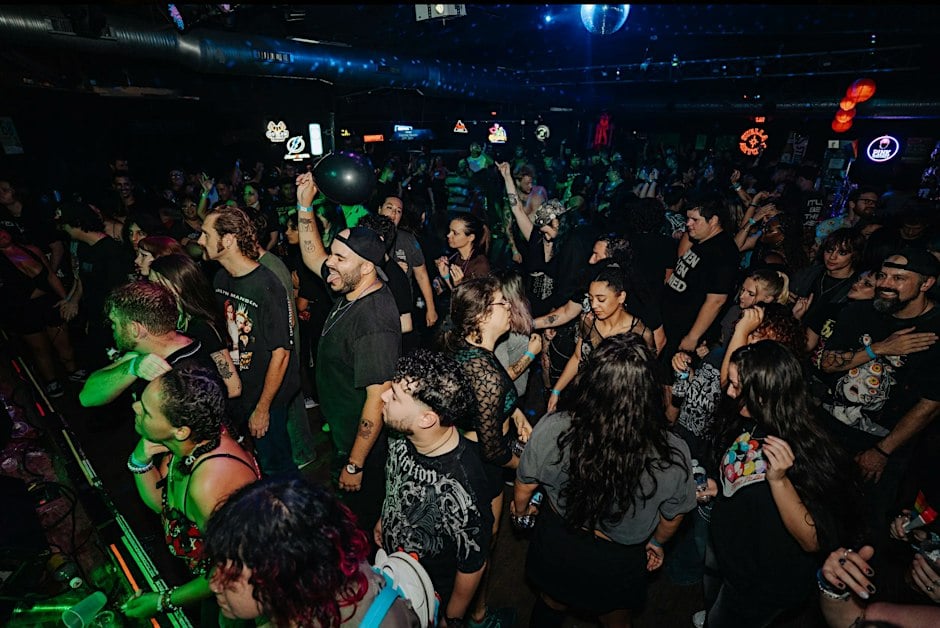 Emo Night Brooklyn: Halloween Edition, Singapore